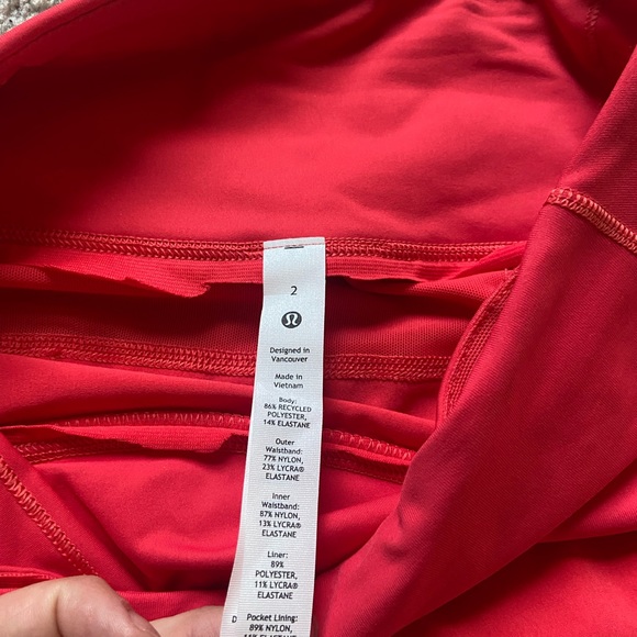 Lululemon speed up short, high rise 2.5 - Picture 3 of 3